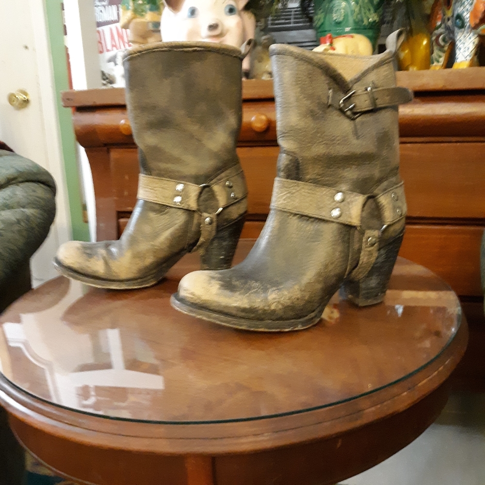 Matisse Helms boots